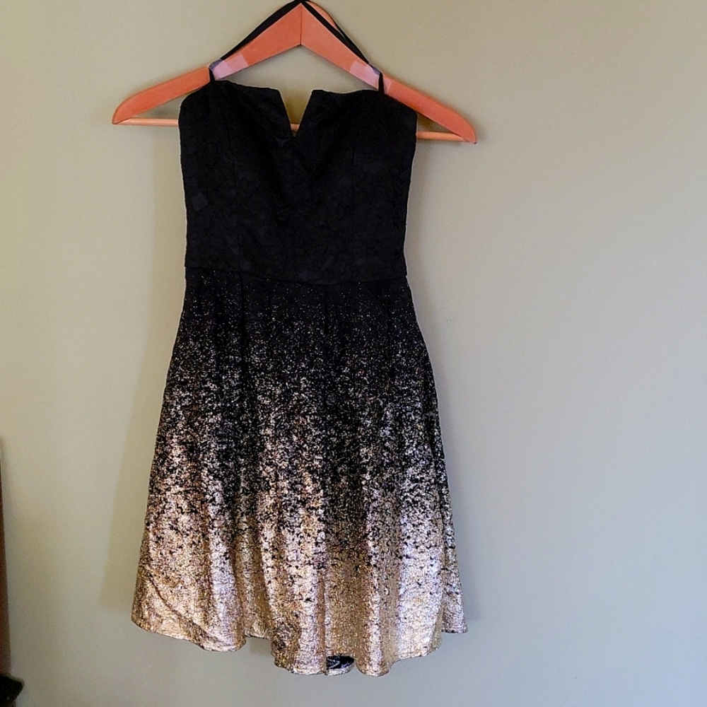 SEASON END SPECIAL B Smart Mini cocktail glitter dress formal Strapless EUC